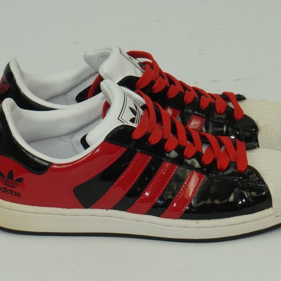 red shell toe adidas mens